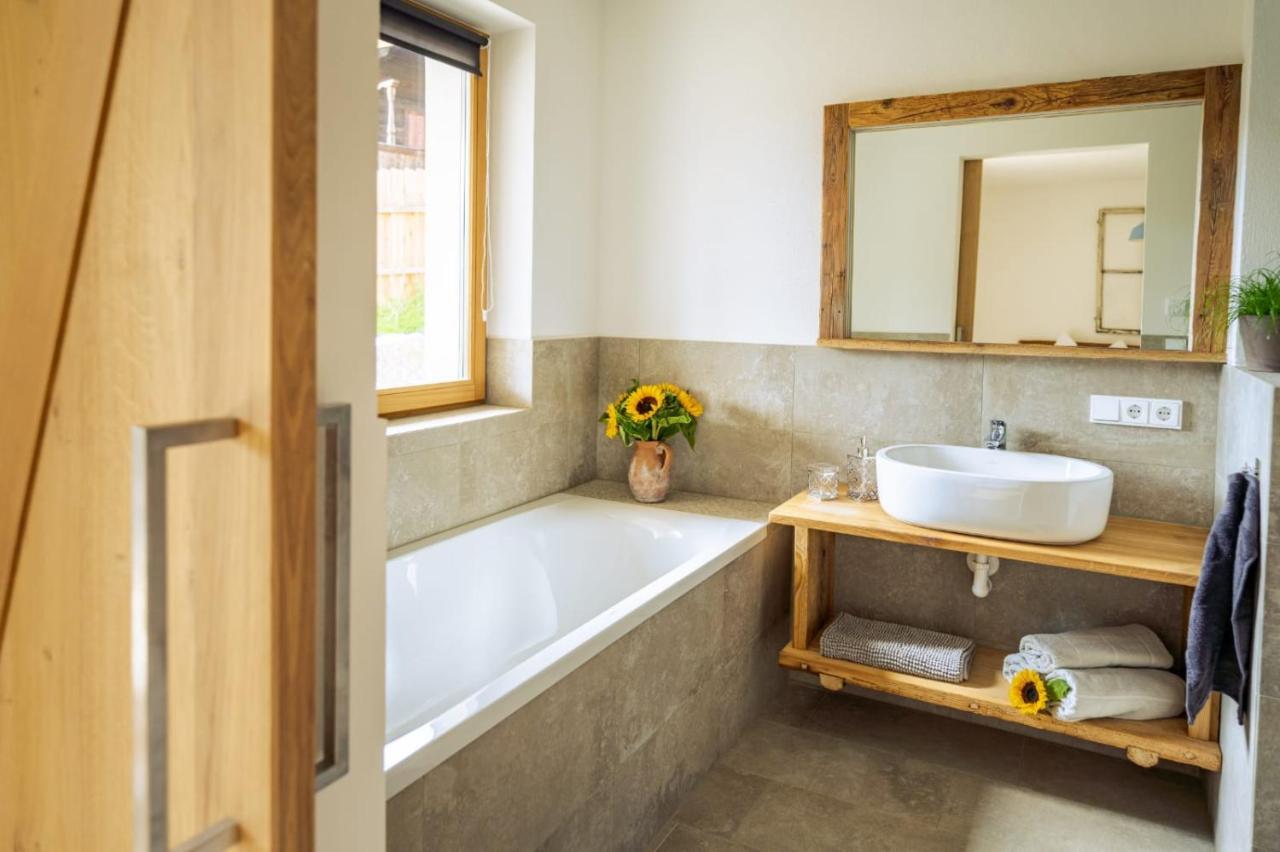 Mountain Vista - Bio Yoga Hof Apartment Kitzbuhel Bagian luar foto
